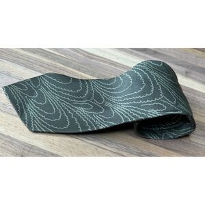 Giorgio Armani Vintage Men's‎ Dress Tie 50% Silk 50% Wool Made In Italy